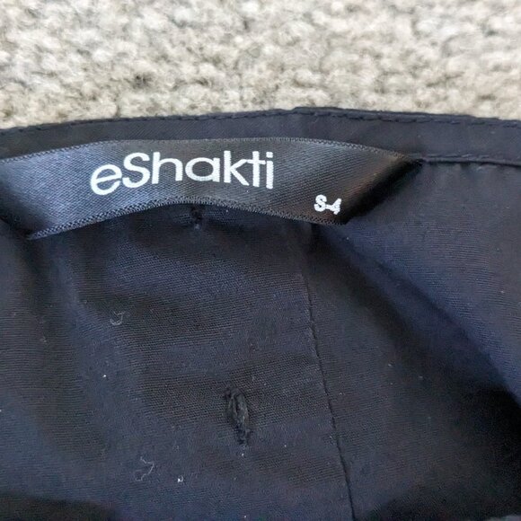 Vintage Vibes Embroidered Cherry Dress with pockets! - Picture 8 of 10